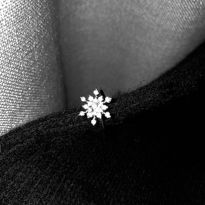 Snowflake Spin Ring