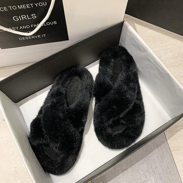 Women's Fuzzy Slippers