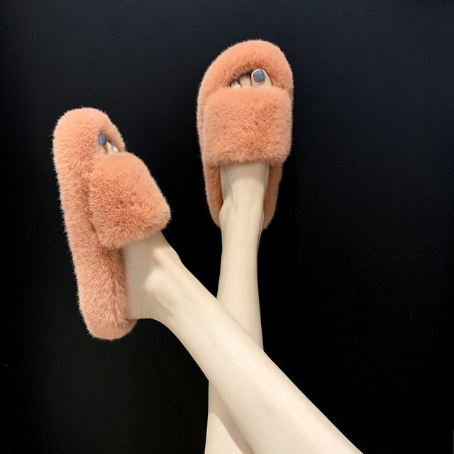 Women's Fuzzy Slippers