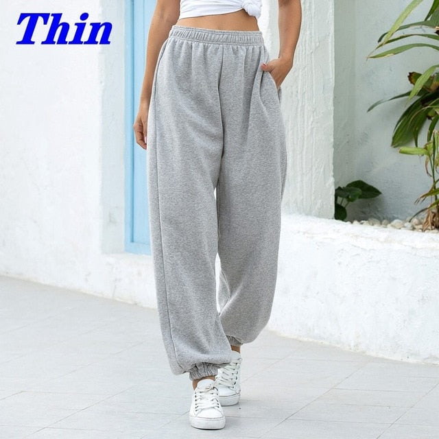 Women's Caviar Loose Tapered Sweatpants