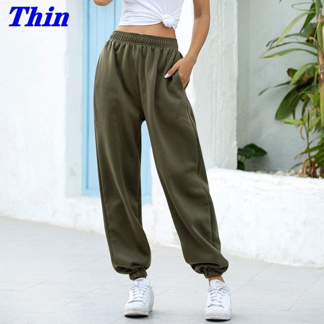 Women's Caviar Loose Tapered Sweatpants