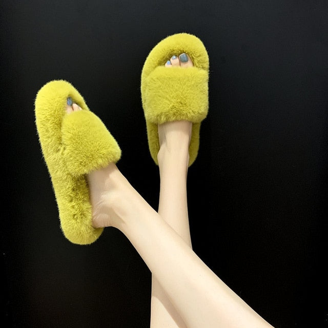 Women's Fuzzy Slippers